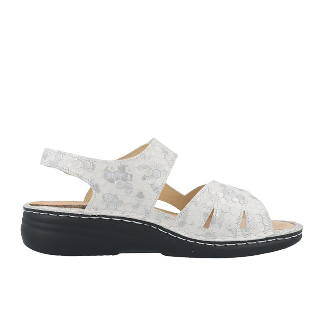 Womens Finn Comfort Barbuda in Bianco Esandra