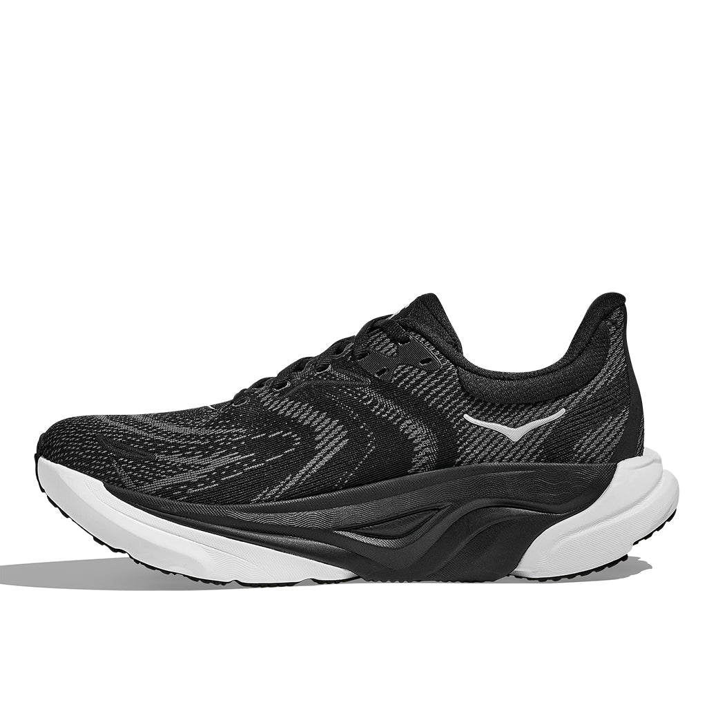 『I SHOU+ A+ THE WORLD QUIE+LY』CapsLack Womens Hoka Arahi 8 in Black/White – Lucky Shoes