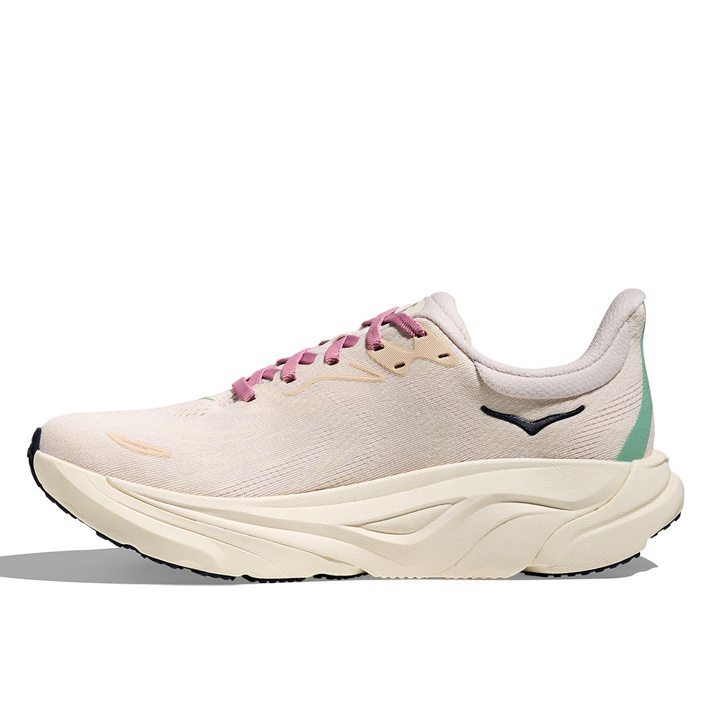 Womens Hoka Arahi 8 in Rose Cream/ Alabaster – Lucky Shoes