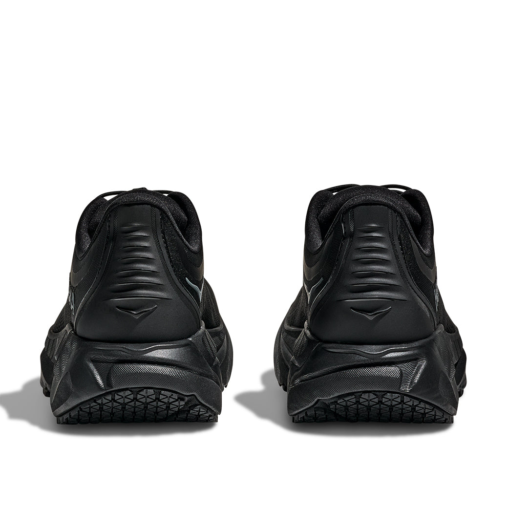 Womens Hoka Arahi SR (Slip Resistant) in Black/Black