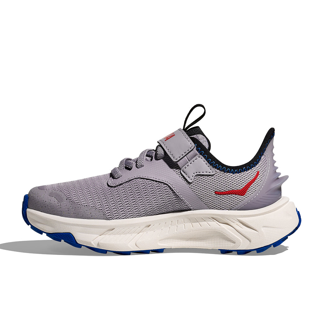 Big Boy Hoka Transport Freedom Alternate Closure in Foggy Grey/Frost