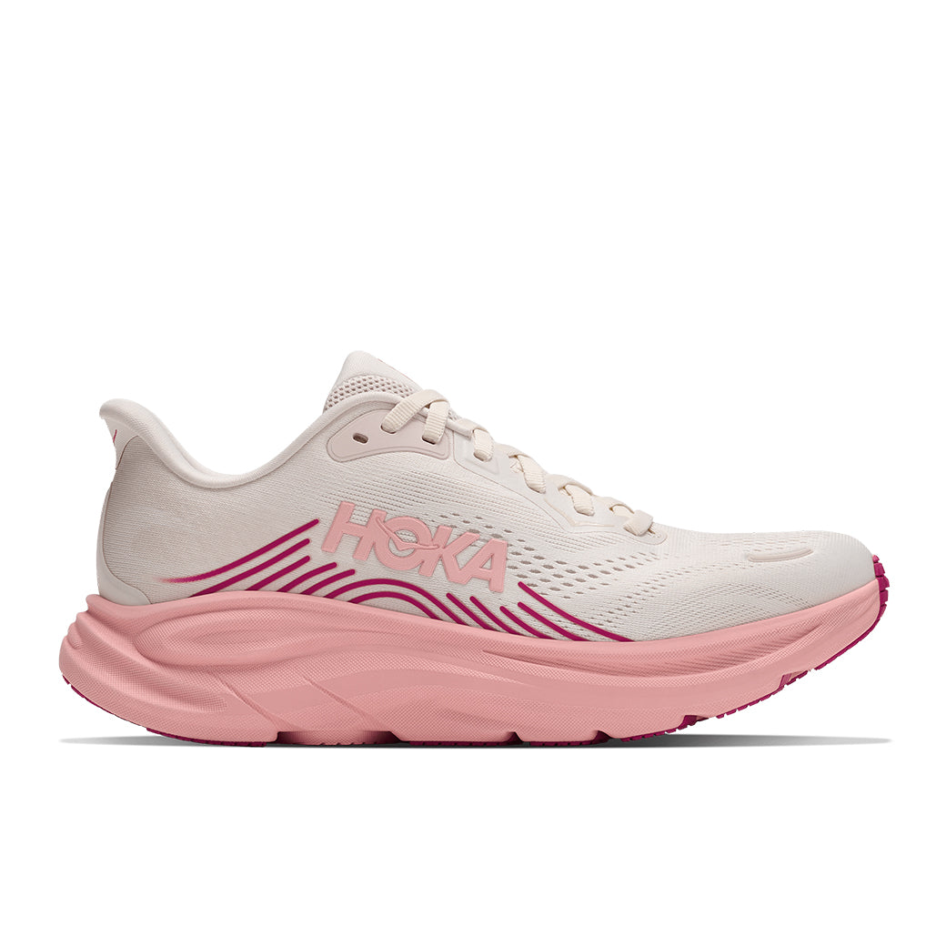 Womens Hoka Clifton 11 in Rose Cream/Dewy Pink