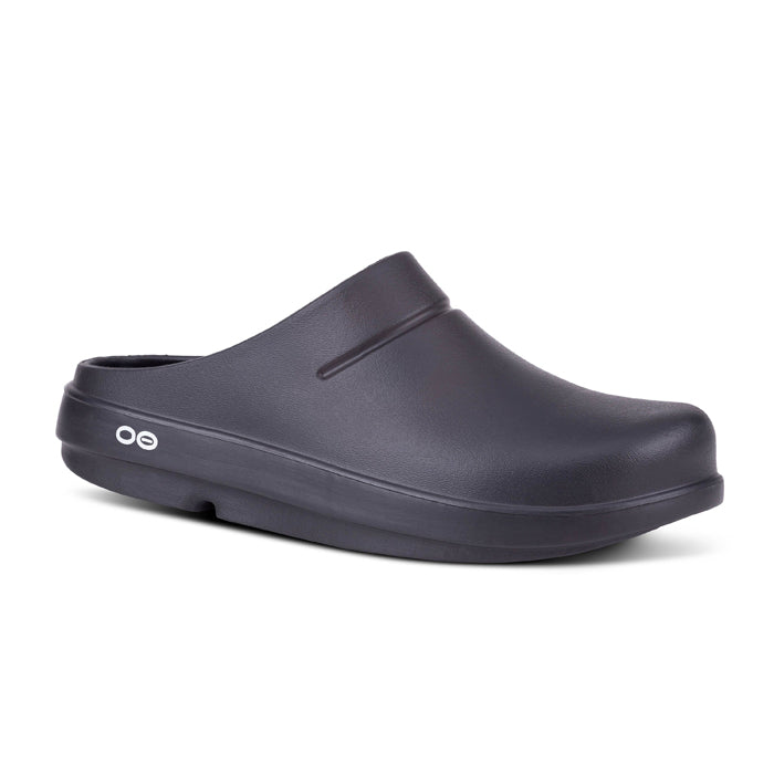 Mens Oofos OOCloog Black Matte in Black