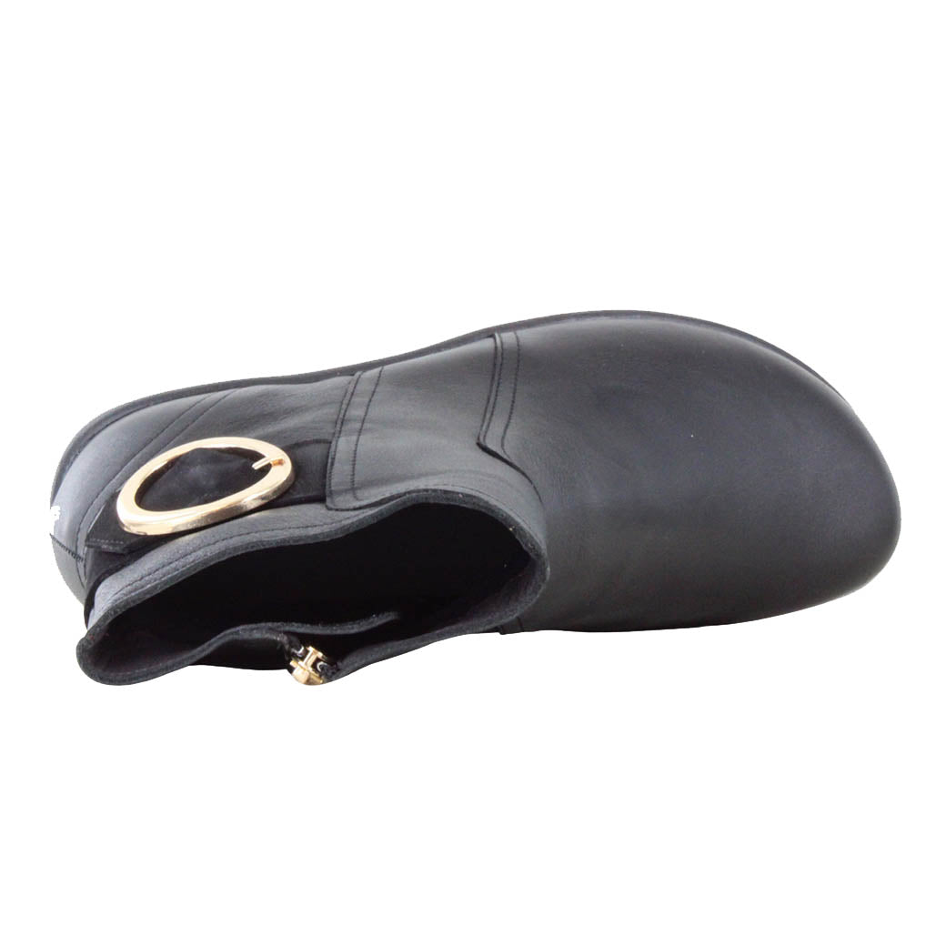 Naot Oamaru Black