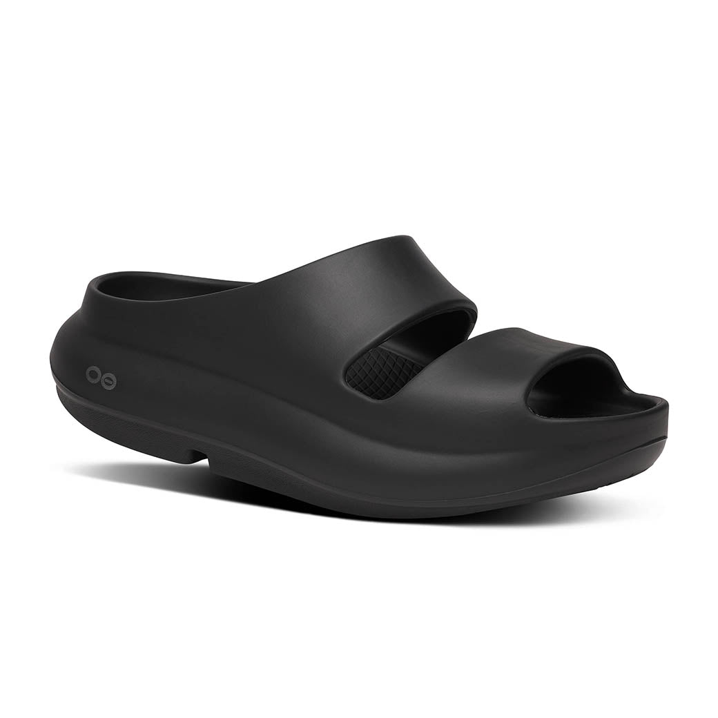 Oofos Ooyea Black