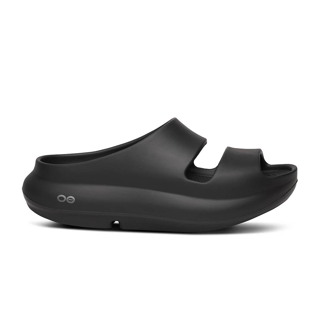 Oofos Ooyea Black
