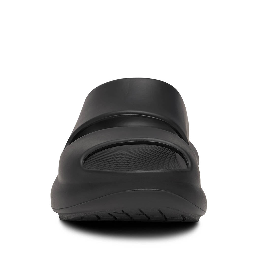 Oofos Ooyea Black