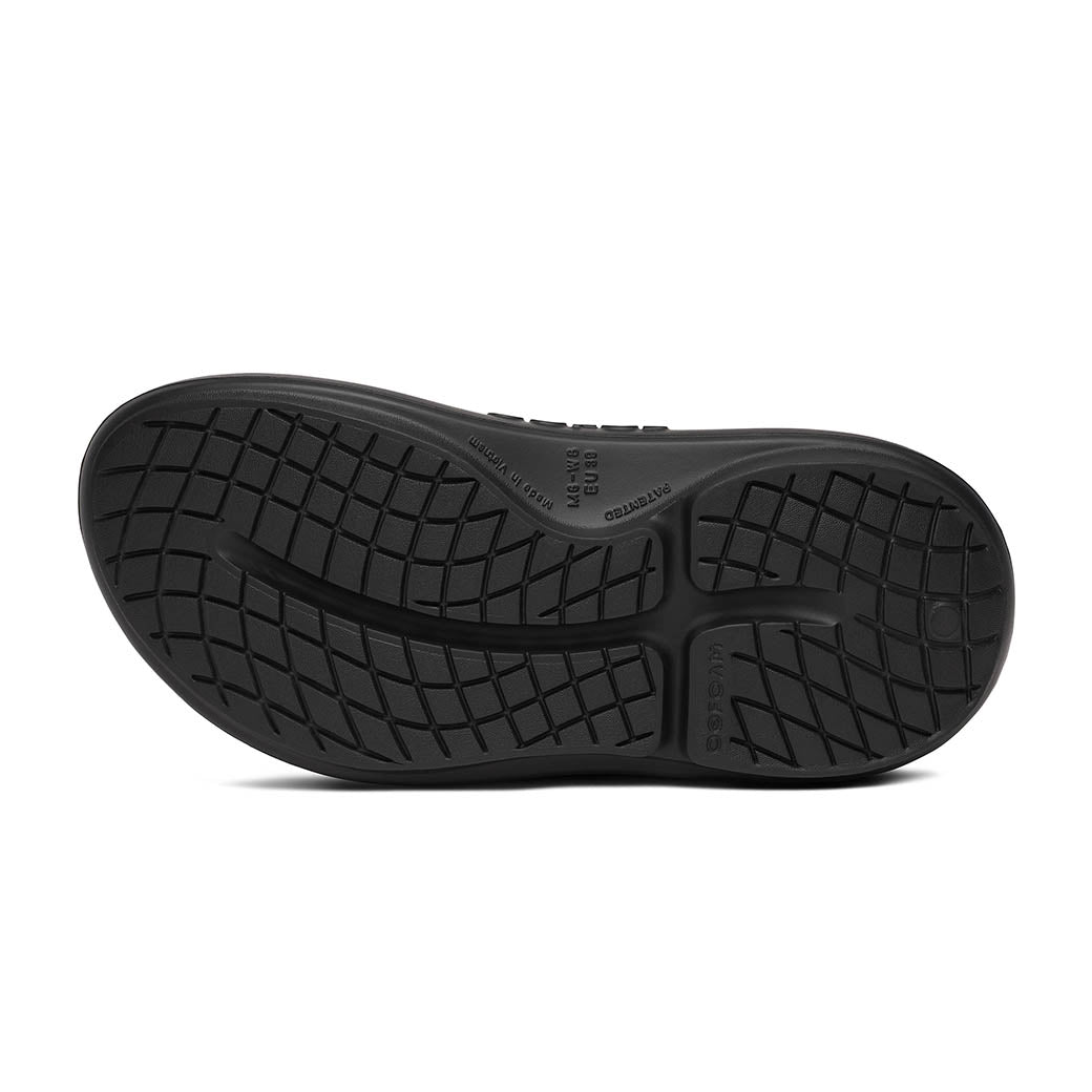 Oofos Ooyea Black