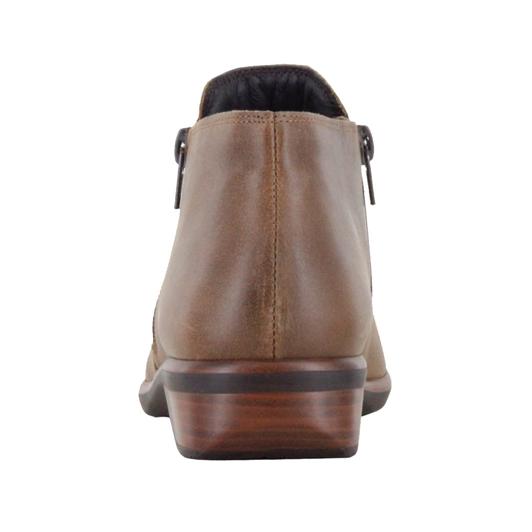 Naot Helm Truffle Brown