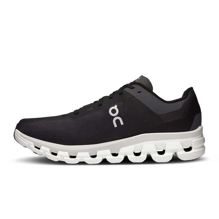 Mens On Running Cloudflow 4 in Black/White – Lucky Shoes