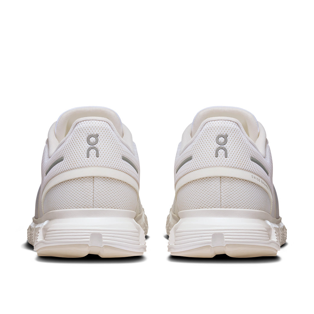 Womens On Running Cloud 6 Wide in White/White