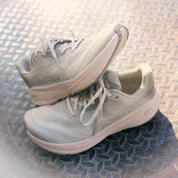 Womens Altra Experience Flow 3 in Tan