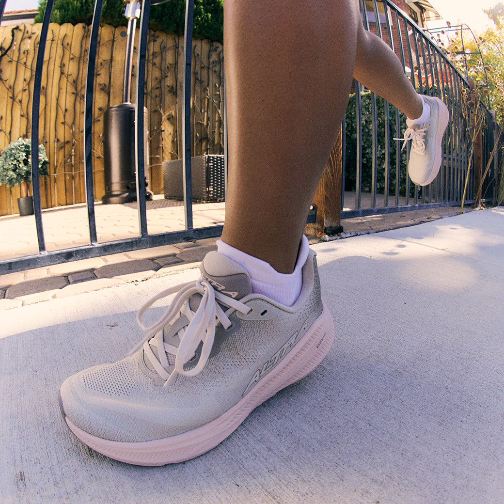 Altra Experience Flow 3 Tan