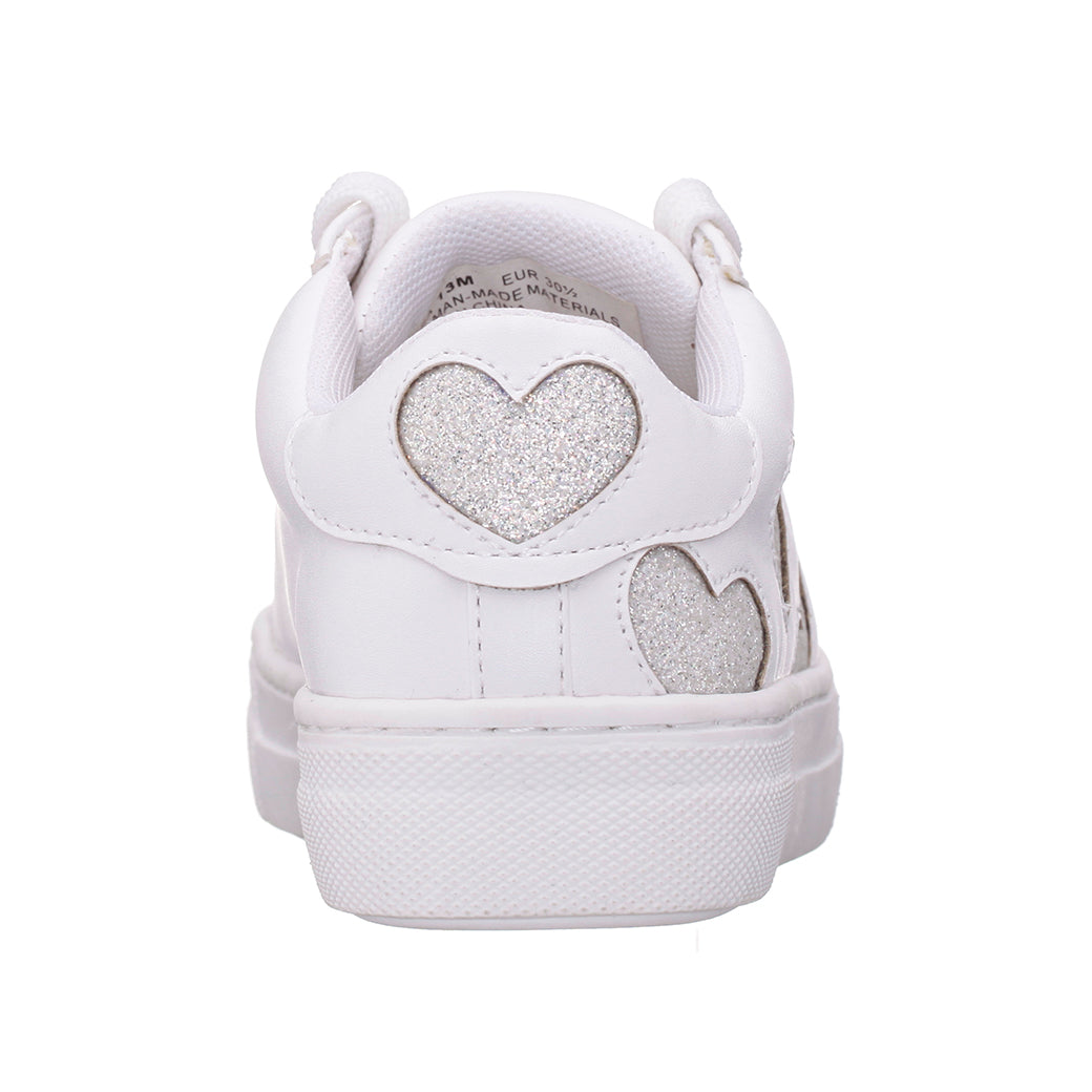 Nina Esti White