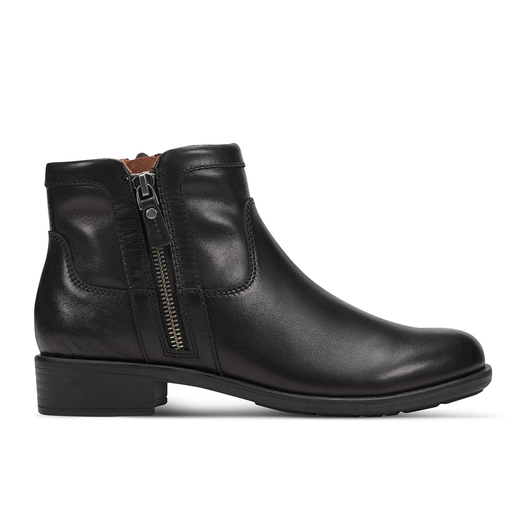 Womens Cobb Hill Novela in Black Lucky Shoes Womens Cobb Hill Novela in Black Lucky Shoes