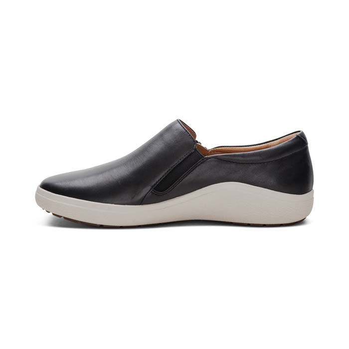 Womens Aetrex Jenna in Black