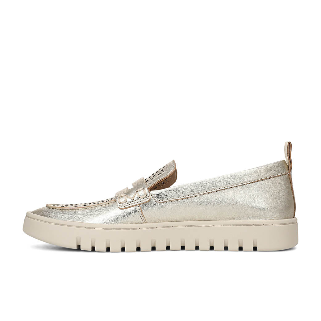 Womens Vionic Uptown Perf in Gold