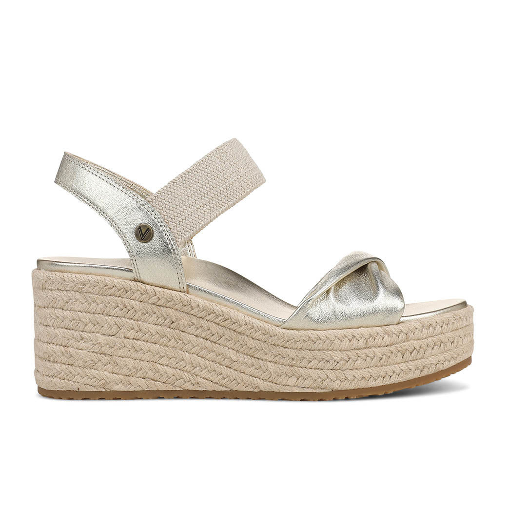 Womens Vionic Darla in Gold