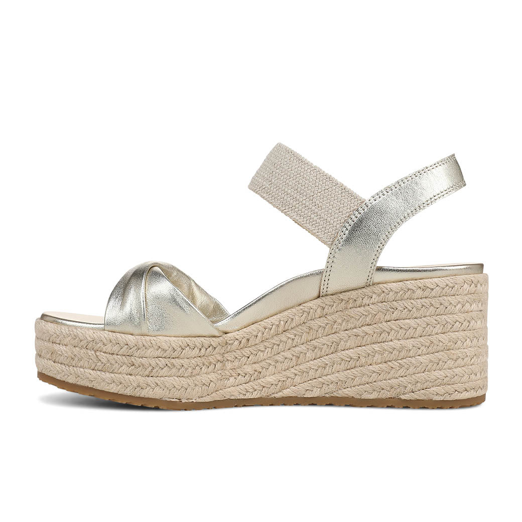 Womens Vionic Darla in Gold