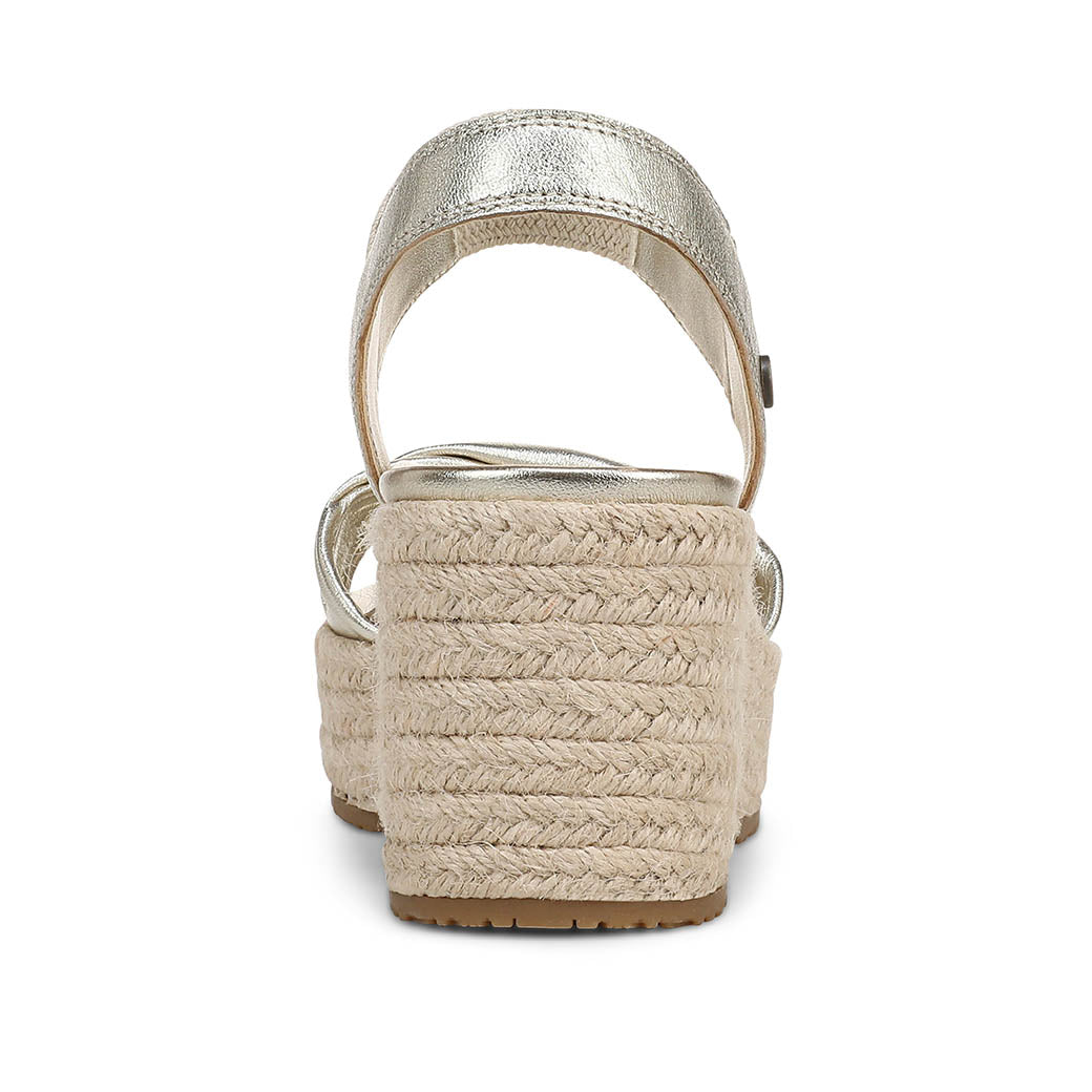 Womens Vionic Darla in Gold