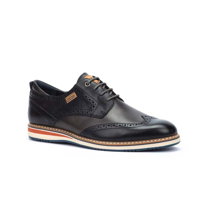 Pikolinos Avila Wingtip Black