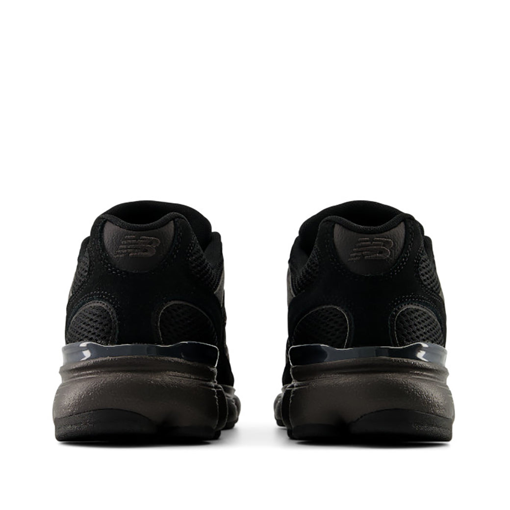New Balance 603 Black/Black