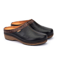 Pikolinos Granada Clog Black