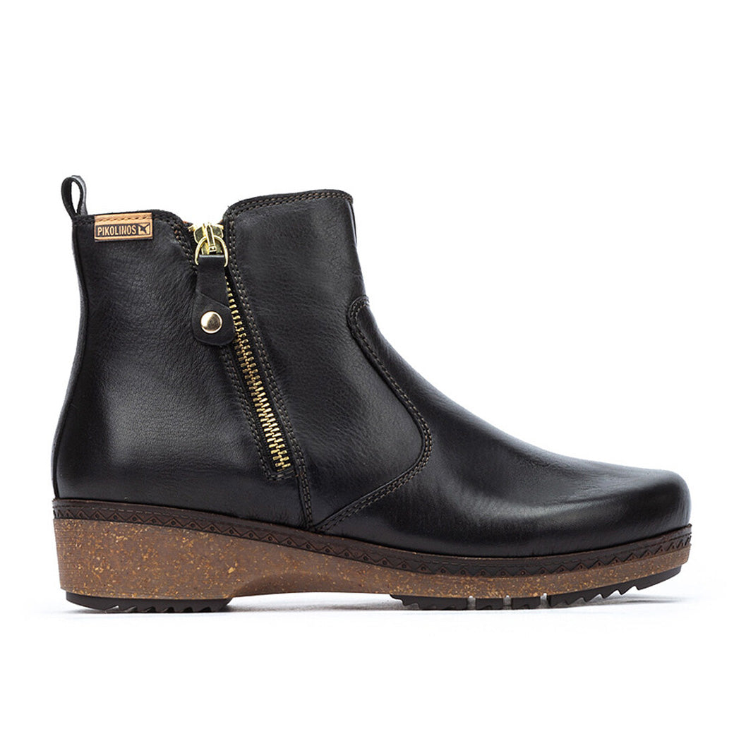 Pikolinos Granada Boot Black