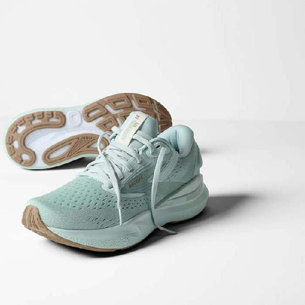 Womens Brooks Running Adrenaline GTS 24 in Cloud Blue/Coconut/Portabella