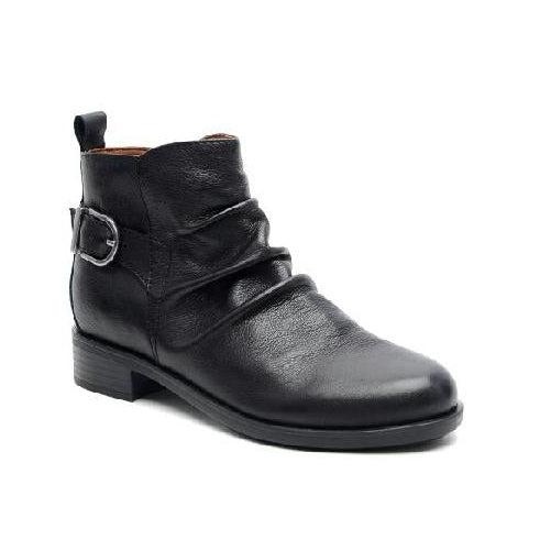 Womens Cobb Hill Nessa in Black