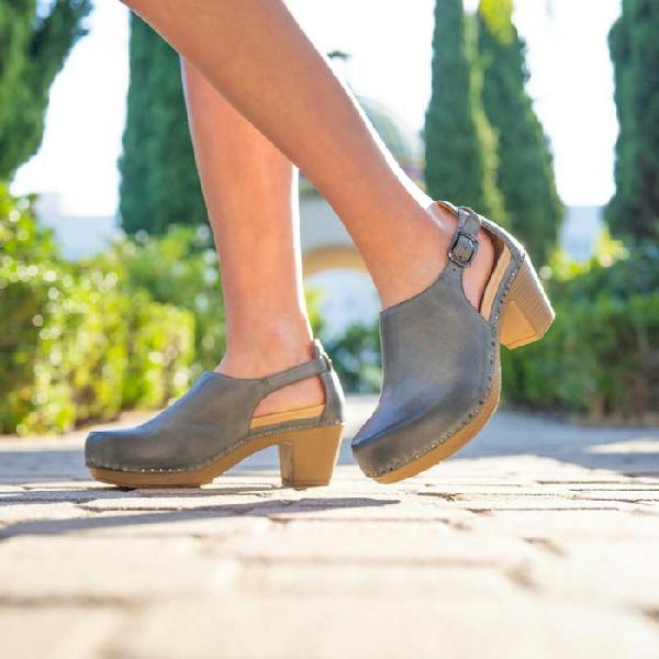 Womens Dansko Sassy in Slate