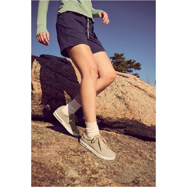 (取寄) ビルケンシュトック レディース ベンド スエード (ウィーメン) Birkenstock women Birkenstock Bend Suede (Women) Sandcastle Womens Birkenstock Bend Suede Narrow in Sandcastle – Lucky Shoes