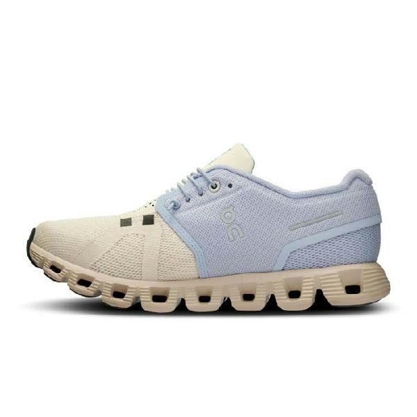 Womens On Running Cloud 5 in Nimbus/Moon