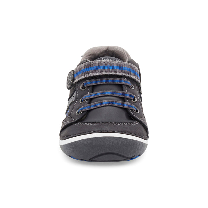 Stride rite 2025 boys shoes