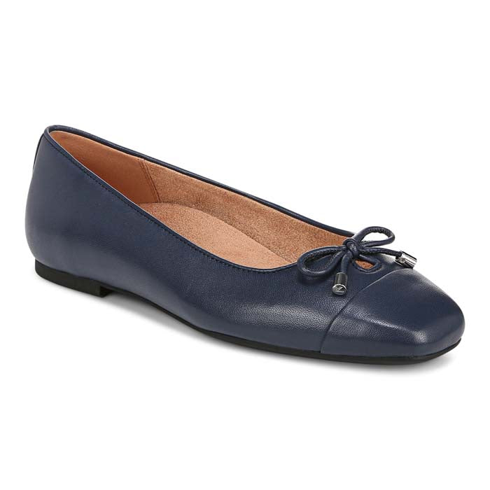 Womens Vionic Klara in Navy – Lucky Shoes