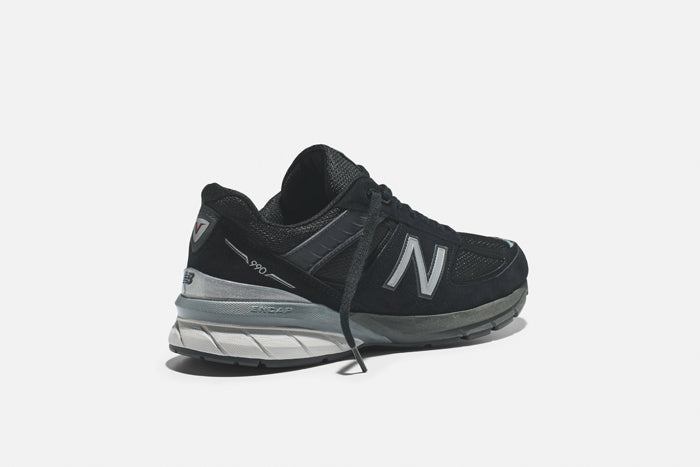 New Balance 990v5 Black With Silver