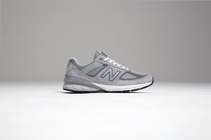 Men's New Balance 990v5 Sneaker in Grey with Castlerock | Lucky Shoes