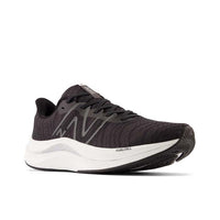 New Balance FuelCell Propel v4 Black/White
